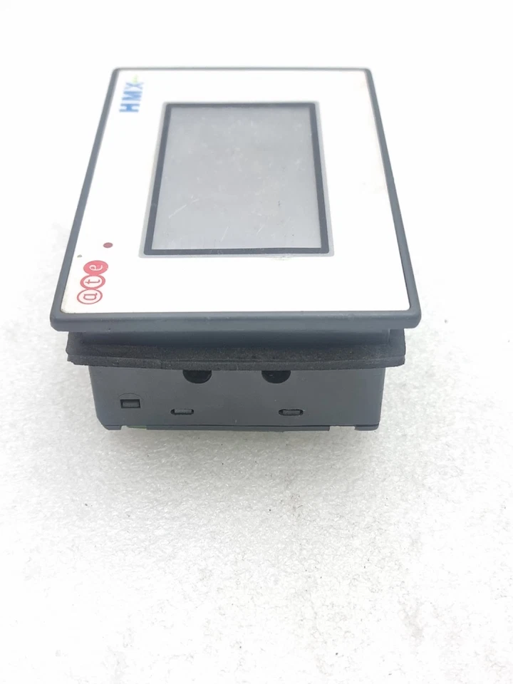 RENU FP4030MT-L0808RP-A0201U HMX ATE HMI 24VDC